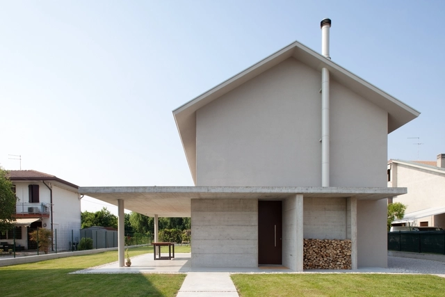 Detached House / MIDE architetti  - Casas