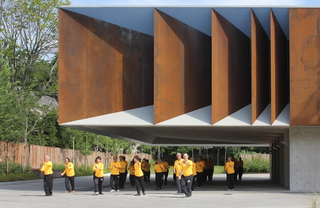 Templo de Wong Dai Sin / Shim-Sutcliffe Architects - Templo