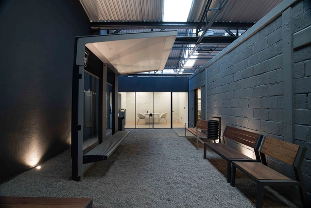 BKT Mobiliario Urbano  / CoA Arquitectura - Interiores De Oficina, Fachada, Puerta, Sillas, Bancas, Mesas
