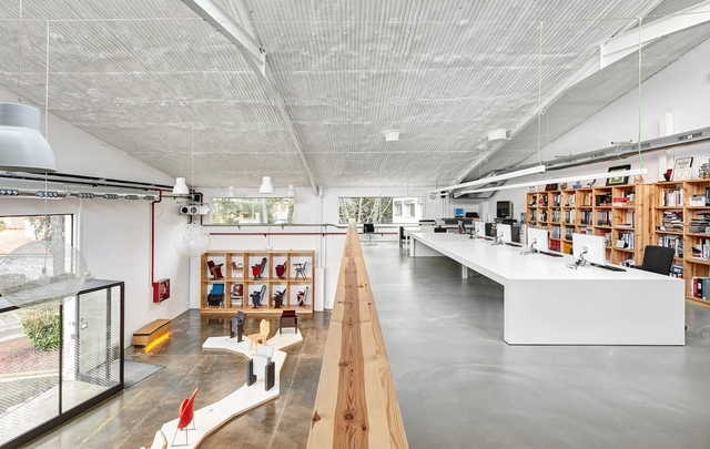 Centro de Diseño Figueras International Seating / Miriam Castells, Joaquim Rigau, Núria Moliner, Riaz Forghani - Diseño De Interior