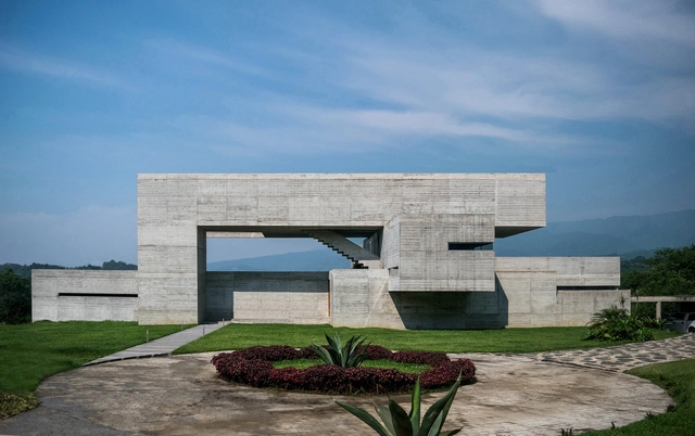 Oyamel House / RP Arquitectos - Houses, Facade