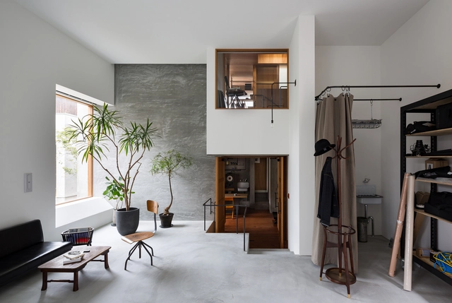 House for a Photographer / FORM/Kouichi Kimura Architects - Houses