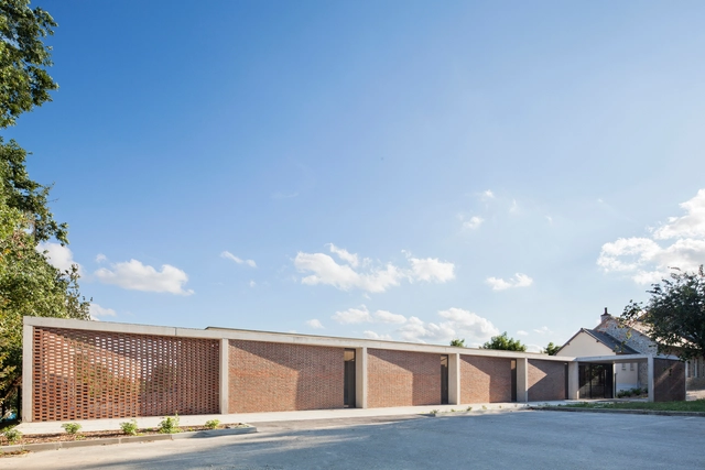 Escuela La Couyere / Atelier 56S - Escuela Primaria