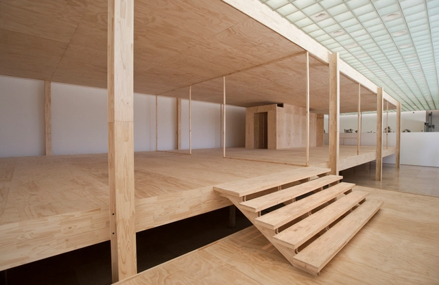 Manuel Peralta Lorca reinterpreta la afamada Casa Farnsworth utilizando exclusivamente madera - Imagen Principal
