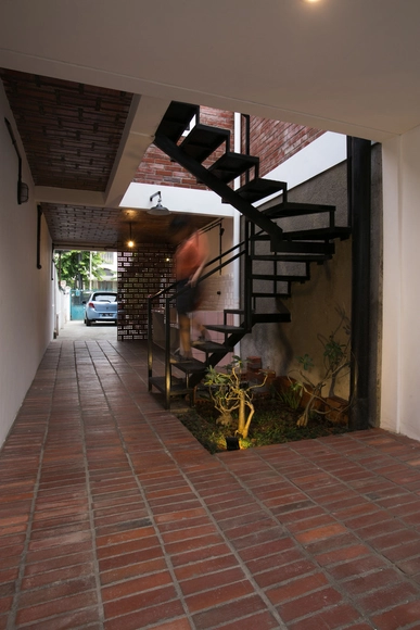 Casa Gunung Sahari / WEN Urban Office - Ampliación