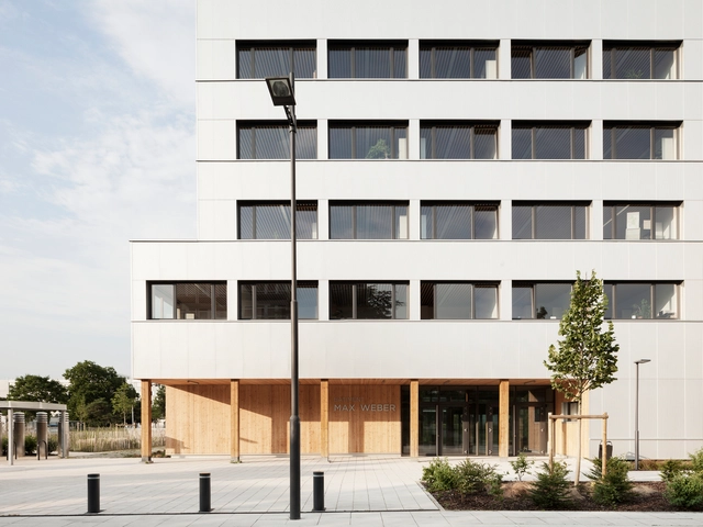 Edificio Max Weber / Atelier Pascal Gontier - Universidad