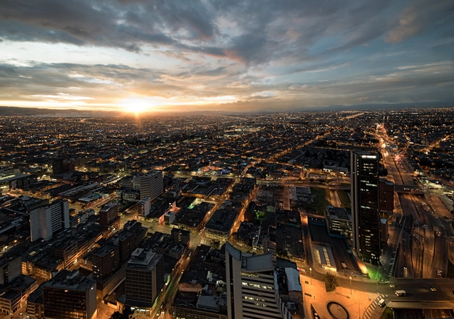 Bogotá lanza nueva aplicación para conocer su evolución urbana en los últimos 20 años - Imagen Principal