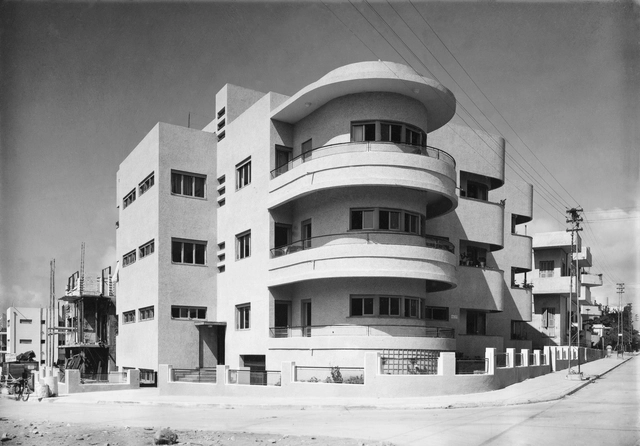 Social Construction: Modern Architecture in British Mandate Palestine - Featured Image