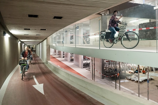 City of Utrecht Opens Largest Bicycle Parking Lot In The World - Featured Image