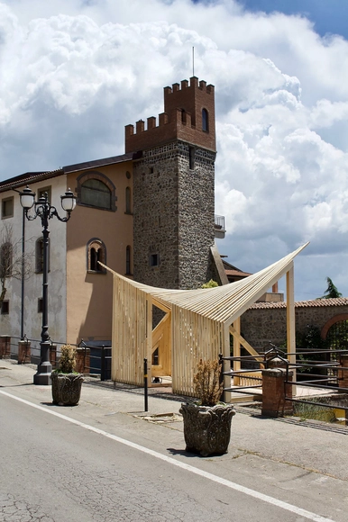 Impresionantes vistas italianas enmarcadas en madera - Imagen Principal