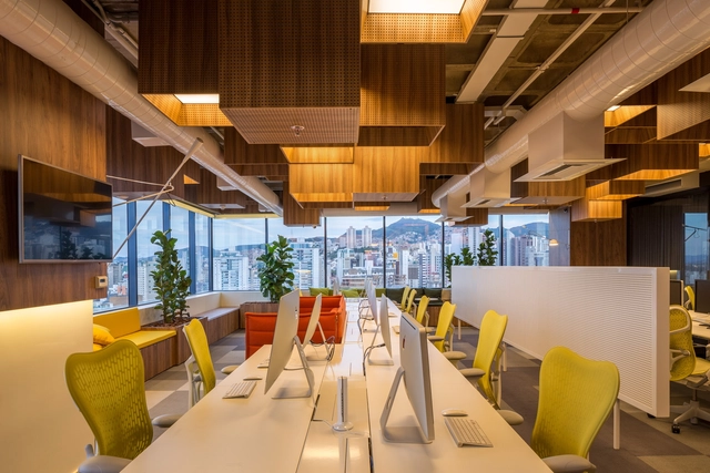 Studio Sol / Todos Arquitetura + Estudio Guto Requena - Escritórios, Viga, Mesa, Cadeira