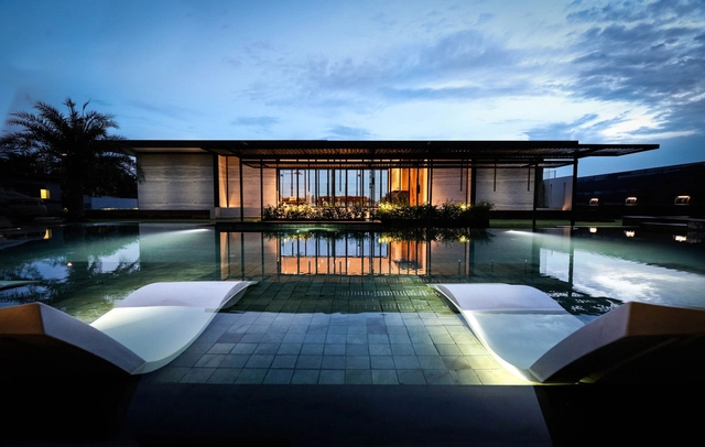 Pabellón Ponderosa / Paolo Cucchi Architects - Ampliación