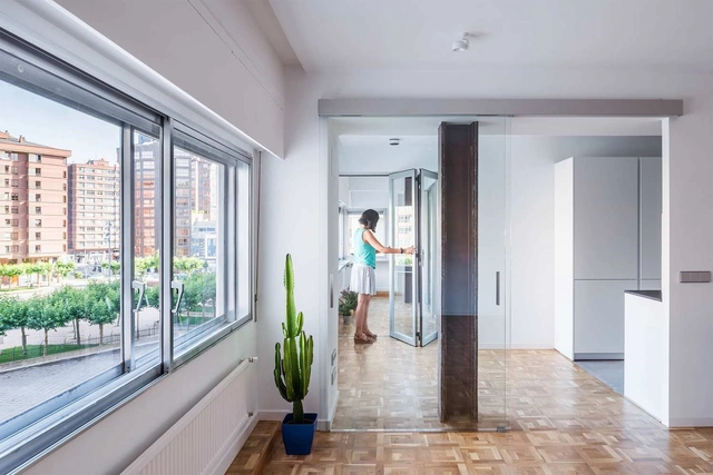 Piso CRIG / Estudio Bher Arquitectos - Apartamentos, Puerta, Fachada, Barandas, Balcón