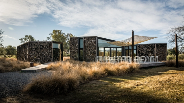 Club House Golf Estancia Pueblo La Paz / Morini Arquitectos - Ampliación, Fachada