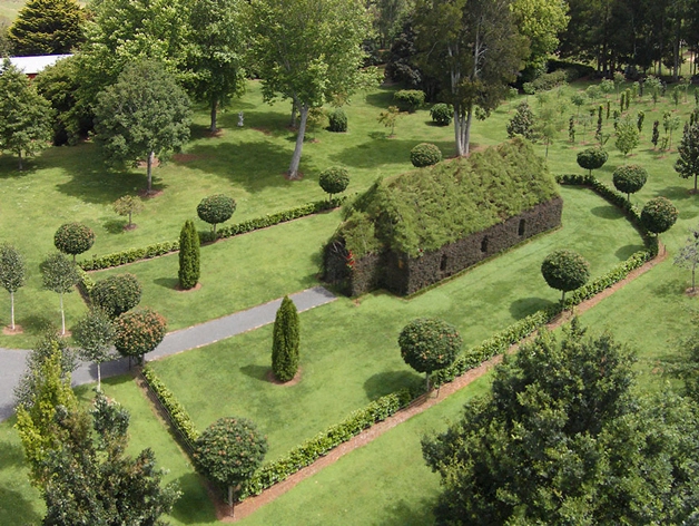 Neozelandês constrói igreja feita de plantas - Imagem de Destaque