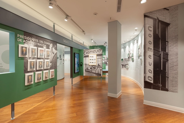 Yemail Arquitectura diseña exposición museográfica para exhibir trayectoria de gran empresa colombiana - Imagen Principal