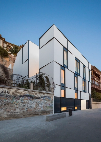 Residência em Granada  / DTR_studio - Casas