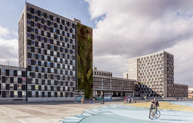 Plaza de la Hoja: espacios inacabados en Bogotá - Imagen Principal