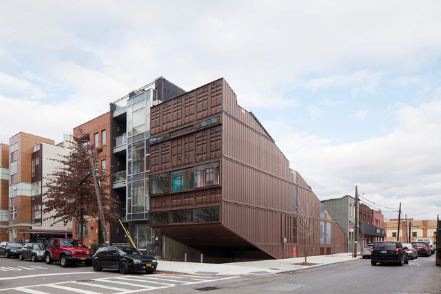 Casa Carroll / LOT-EK - Casas