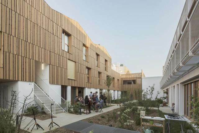 Participatory Habitat in Montreuil / NZI Architectes - Residential, Courtyard, Facade
