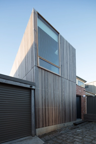 Oficina Cubículo / Krisna Cheung Architects - Ampliación