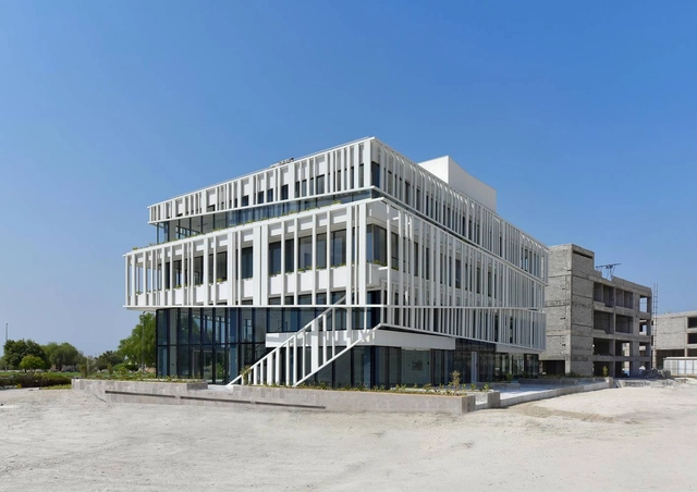Código de barras / A1Architecture - Edificio De Oficinas