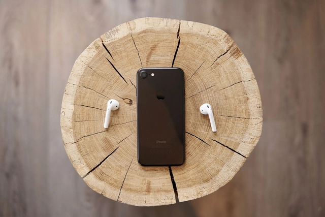 The 7 Best Podcasts Hosted by Architects, for Architects - Featured Image