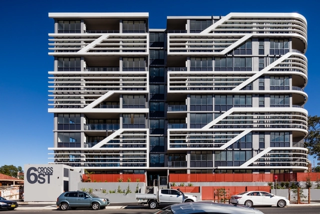 双曲线公寓，冬暖夏凉 Bankstown Gardens / Tony Owen Partners - 公寓