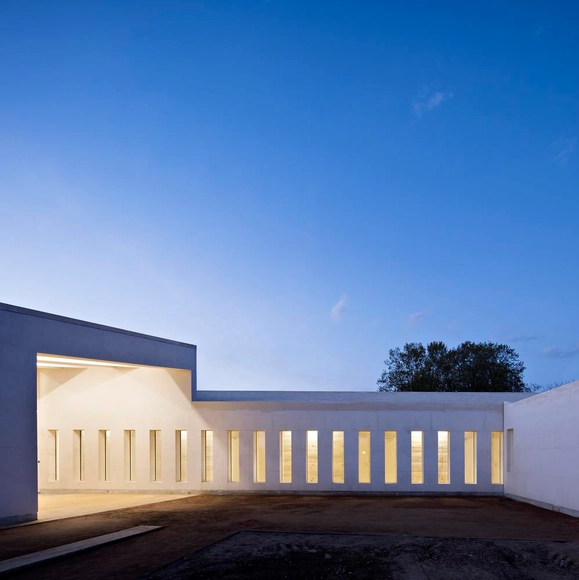 Centro de Detención Juvenil Educativo / Combas Architectes - Otros Edificios