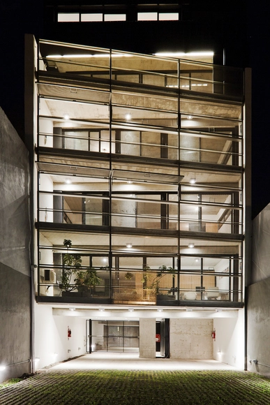 Casa Central / Estudio Dayan - Apartamentos
