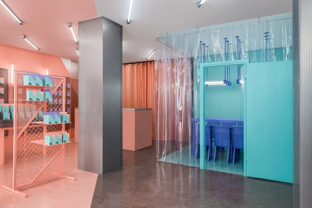 Segunda Tienda de Doctor Manzana / Masquespacio - Interiores Comerciales