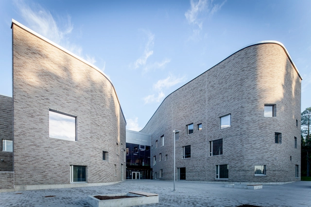 Lehtikangas 校园综合体，每一根建筑线条都是孩子们发散的思维 / alt Architects - 中小学校