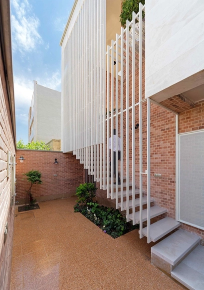 Ivan-Khaneh / Piramun Architectural Office - Casas