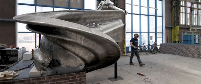 Work is Underway on The World's First 3D-Printed Metal Bridge - Featured Image