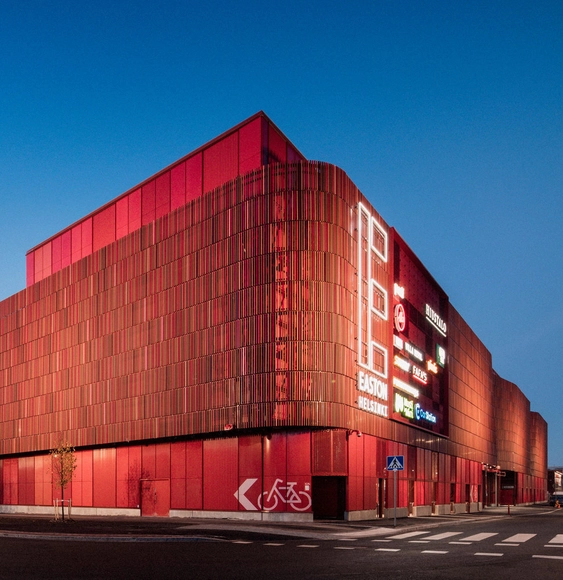 Easton 商业中心 / Lahdelma & Mahlamäki Architects - 购物中心
