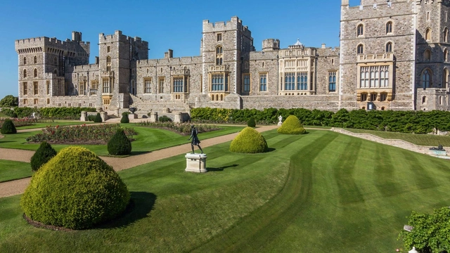 Architectural Adventures: Discover English Architecture - Featured Image