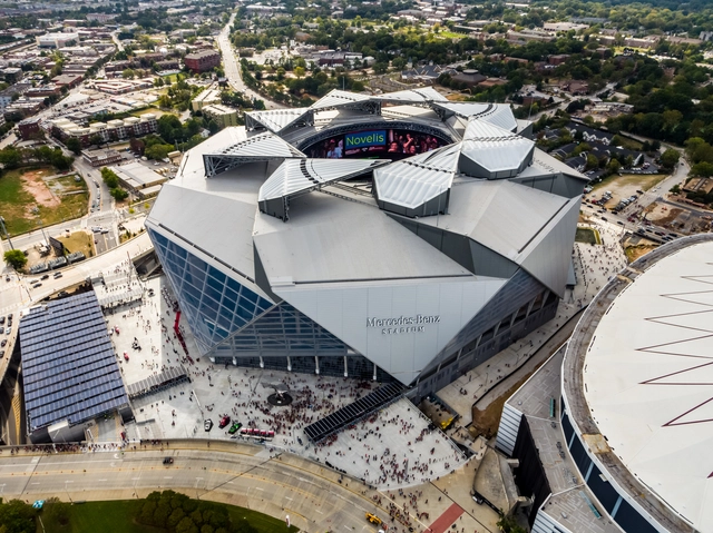 Equipe do Atlanta Falcons tem o primeiro estádio dos EUA a receber a certificação LEED Platinum - Sustentabilidade