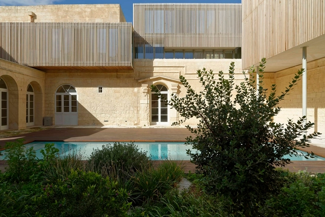 Villa Castro / AP Valletta + Jens Bruenslow - Renovación