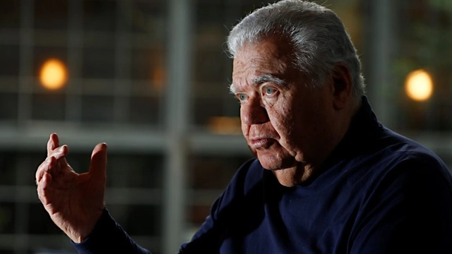 Jaime Lerner discorda da Prefeitura de SP e defende as calçadas de pedras portuguesas  - Imagem de Destaque