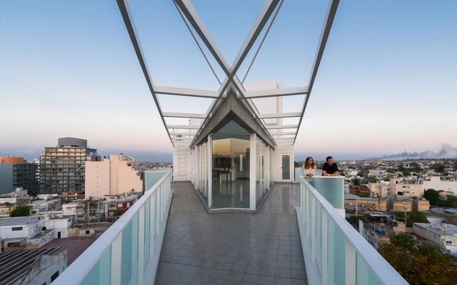 EDIFICIO DELONIX / José Ignacio Altolaguirre - Apartamentos, Fachada, Barandas
