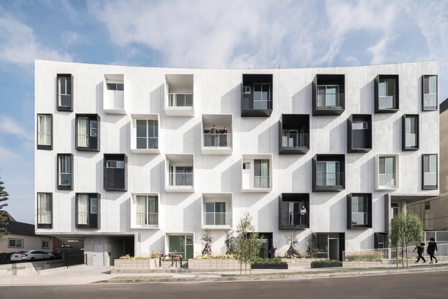 Mariposa公寓：黑白立面上的光影‘彩’舞 / Lorcan O’Herlihy Architects - 公寓