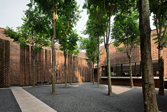 @BATUBATA  / Studio Air Putih - Arquitectura De Oficinas