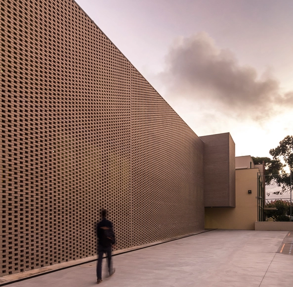 Dos Plátanos School / Murmuro - Schools 