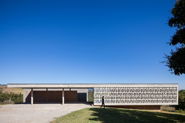 La casa de Moenda / Felipe Rodrigues Arquitetura - Casas