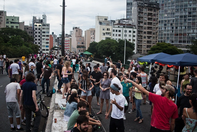 Câmara de SP aprova a abertura do Minhocão os sábados e nos meses de férias - Imagem de Destaque
