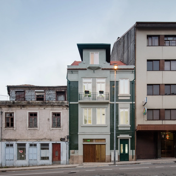 Casa Camões / Pedro Ferreira Architecture Studio - Apartamentos