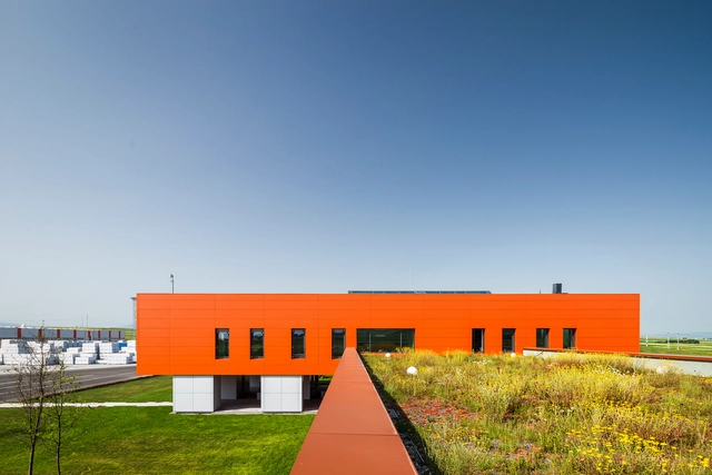 Edificio de Oficinas CLT  / Tecto - Edificios Institucionales