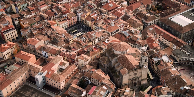 ¿Es posible volver a vivir en el centro de las ciudades? #OlotMésB dice sí - Imagen Principal