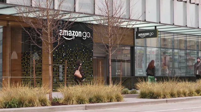 Amazon inaugura en Seattle el primer supermercado sin filas ni cajeros - Imagen Principal