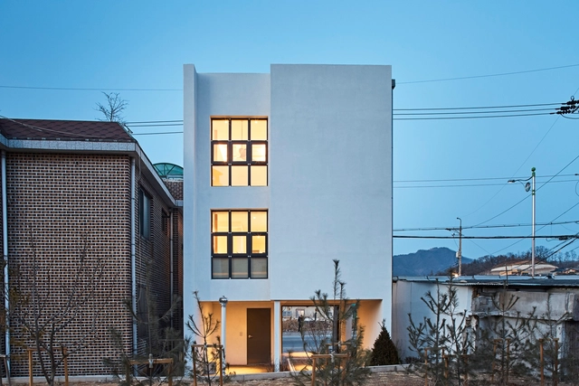 HOUSE 3/6 in Dongducheon / Y GROUP - Houses Interiors, Facade
